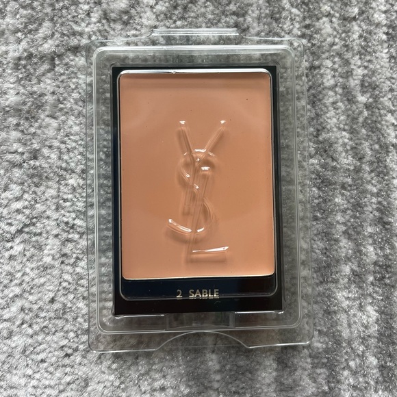 YSL Les Saharinnes - 2 Sable - Blur Perfector - NEW - Picture 1 of 6